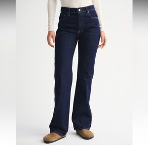 Abercrombie & Fitch High Rise 90s Relaxed Jeans Dark Blue size 27R